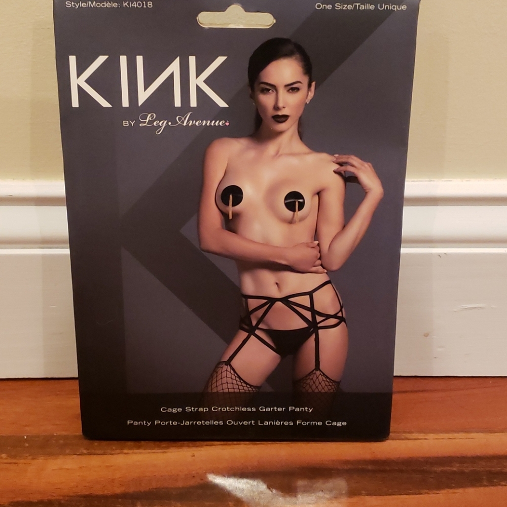 Leg Avenue Cage strappy crotchless garter panties